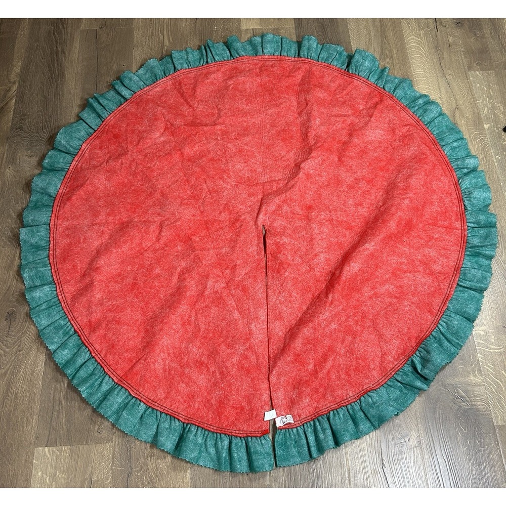 VTG Disney Winnie the Pooh Christmas Tree Skirt 53" Red Green Felt - Picture 4 of 5